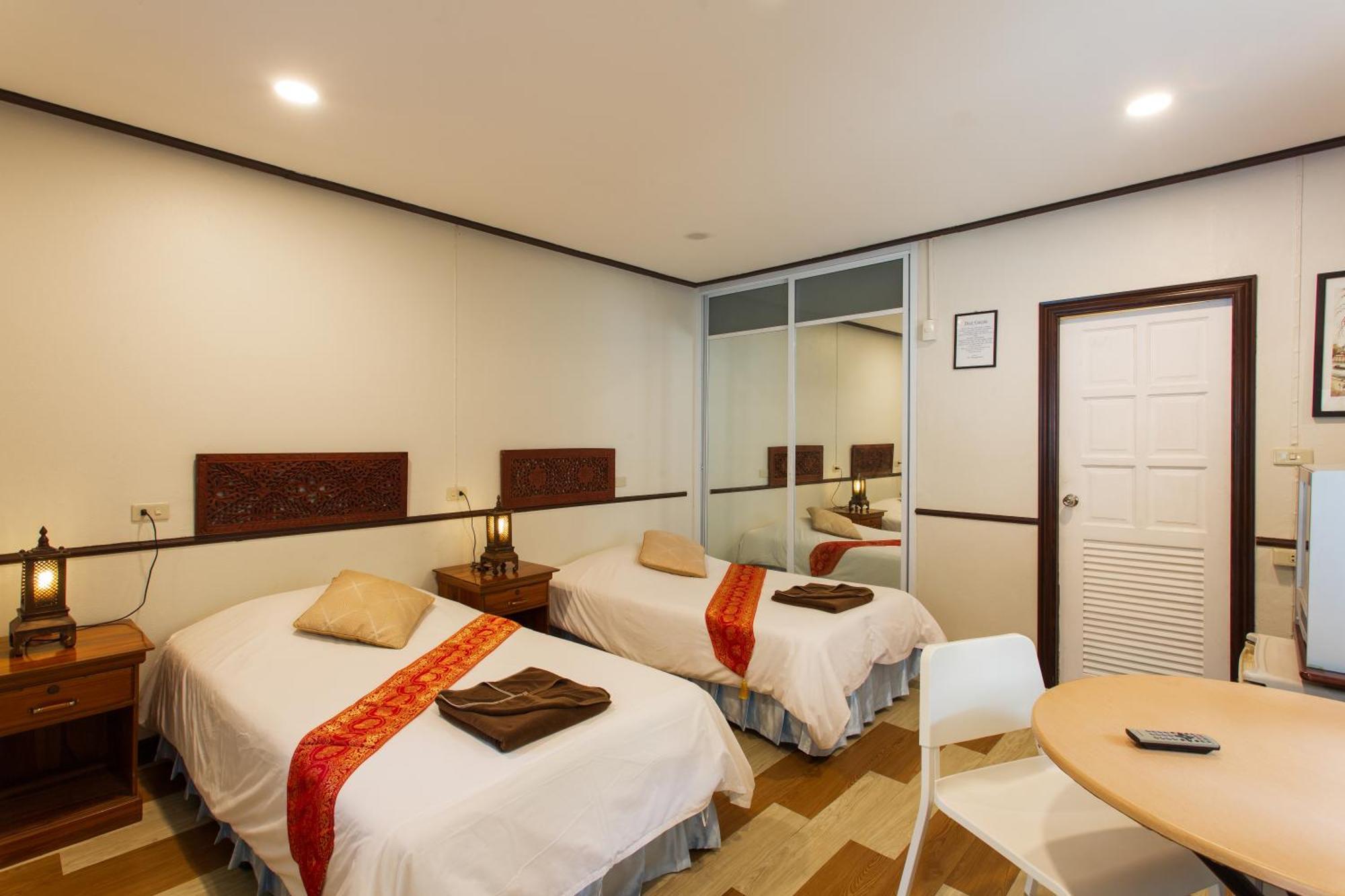 Harry'S Bungalows Mae Nam Luaran gambar