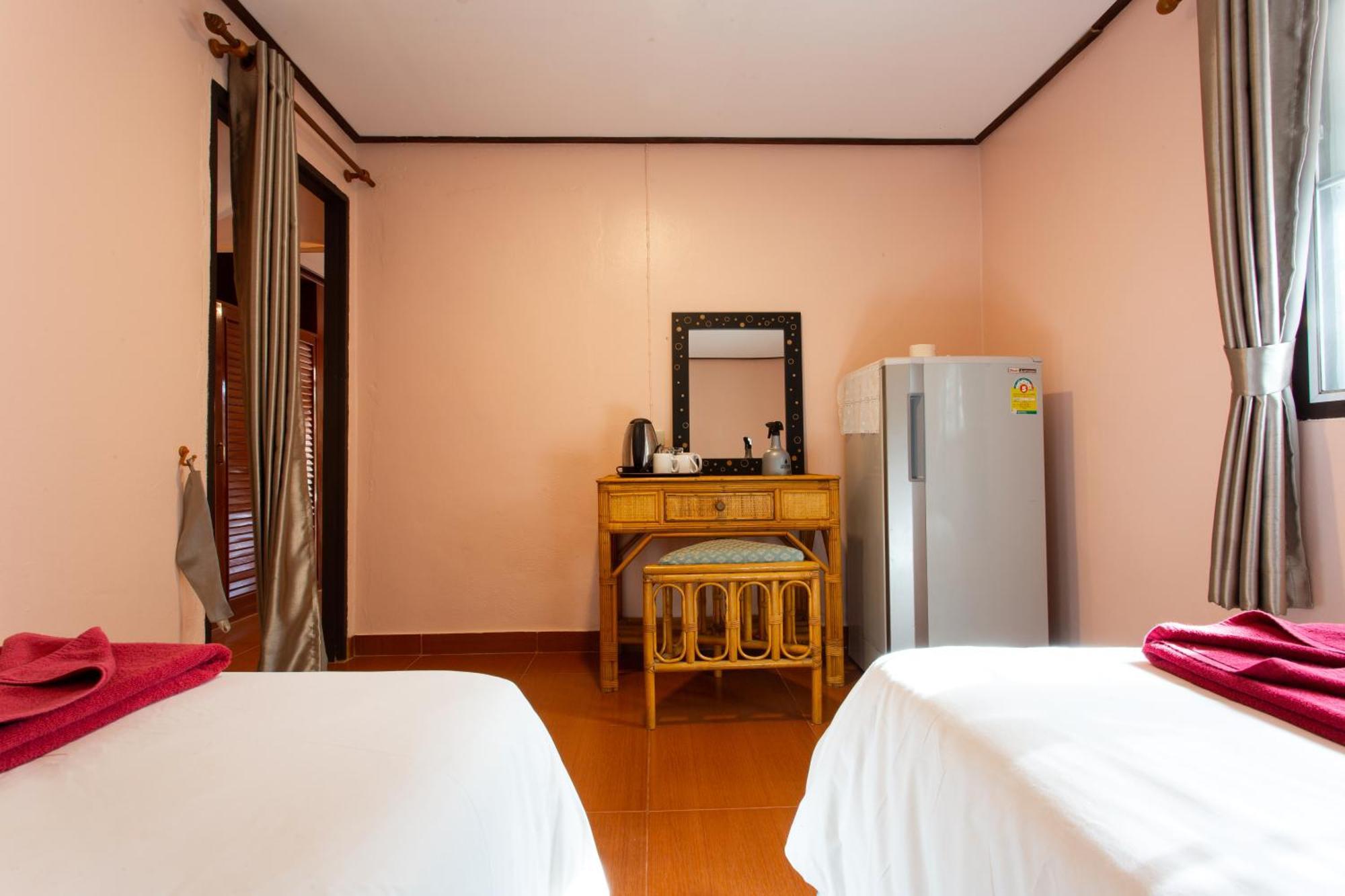 Harry'S Bungalows Mae Nam Luaran gambar